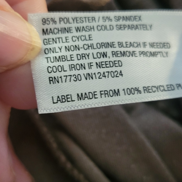 A New Day Metallic Gray Garment - Picture 4 of 5